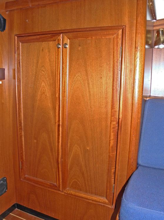 Cabin en avant, H&eacute;bergements